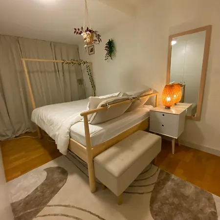 Charming Coastal In The Historic Center * אוסטנדה