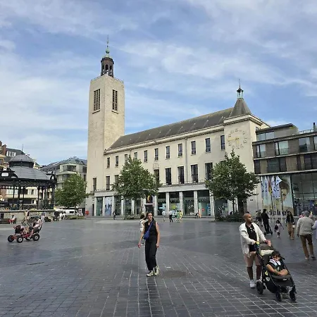 Charming Coastal In The Historic Center 아파트 오스텐드