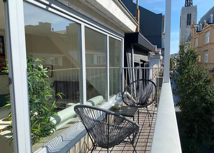 Апартаменты Charming Coastal In The Historic Center *